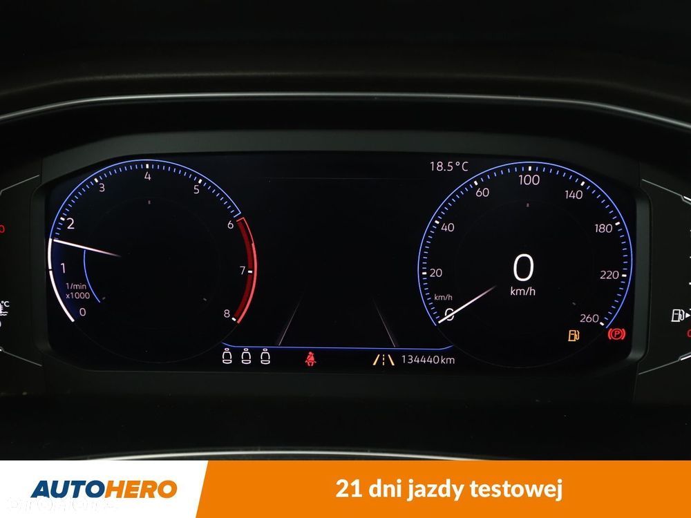Volkswagen T-Roc 1.0 TSI Premium - 19