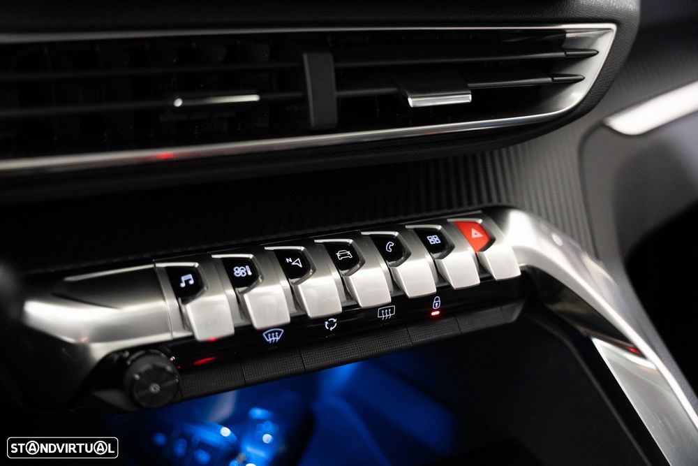 Peugeot 3008 1.2 PureTech Active - 8