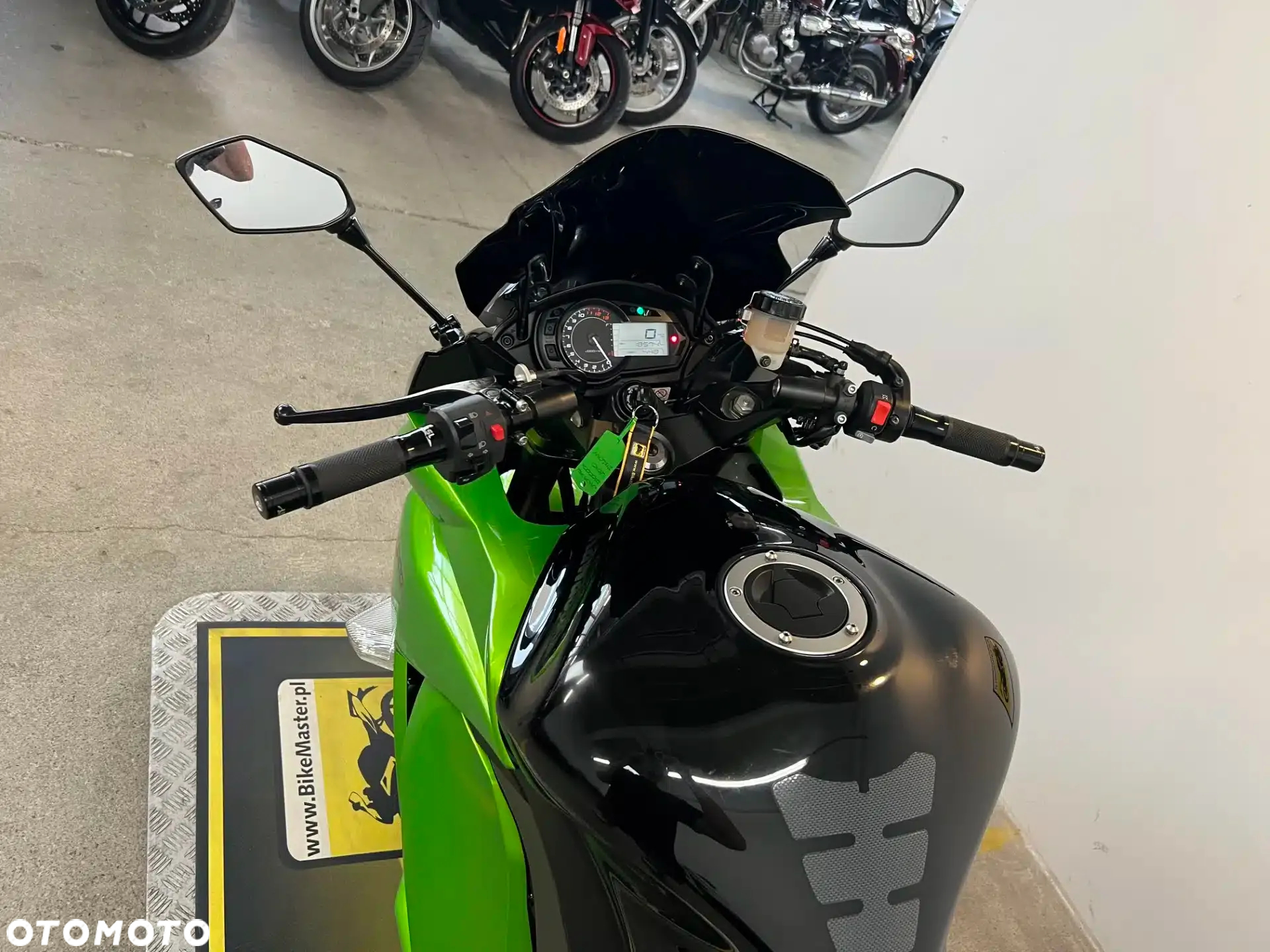 Kawasaki Z - 21