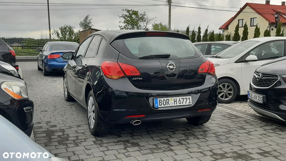 Opel Astra 1.4 Turbo - 6