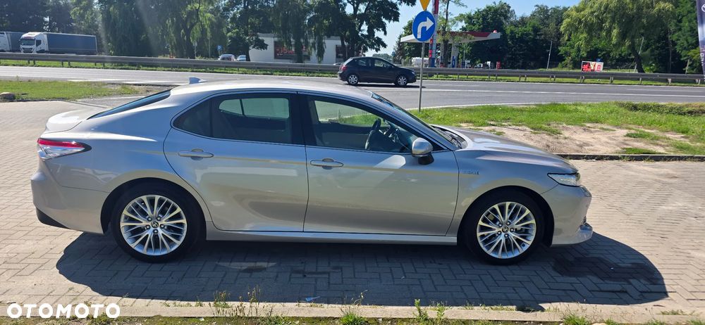 Toyota Camry 2.5 Hybrid Executive CVT - 1