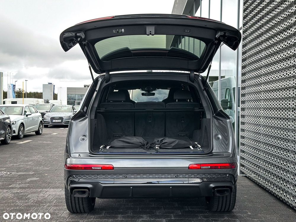 Audi Q7 - 8