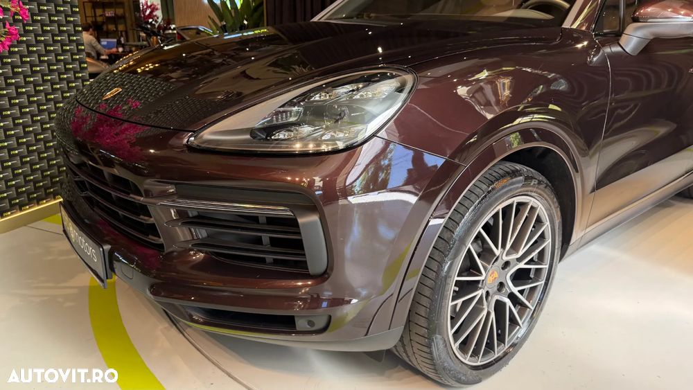 Porsche Cayenne Standard - 6
