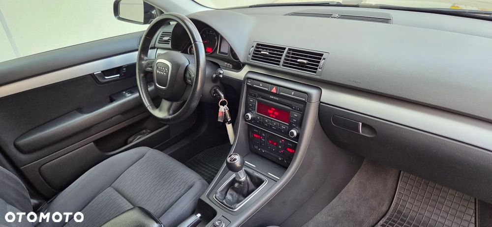 Audi A4 Avant - 36