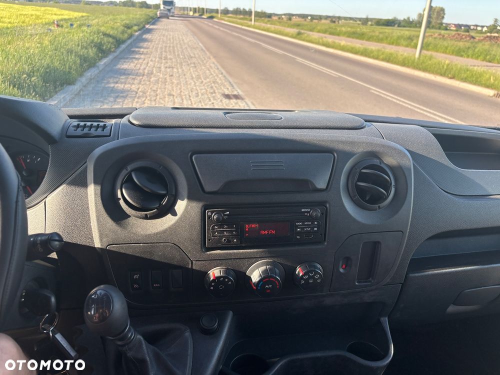 Renault Master - 15