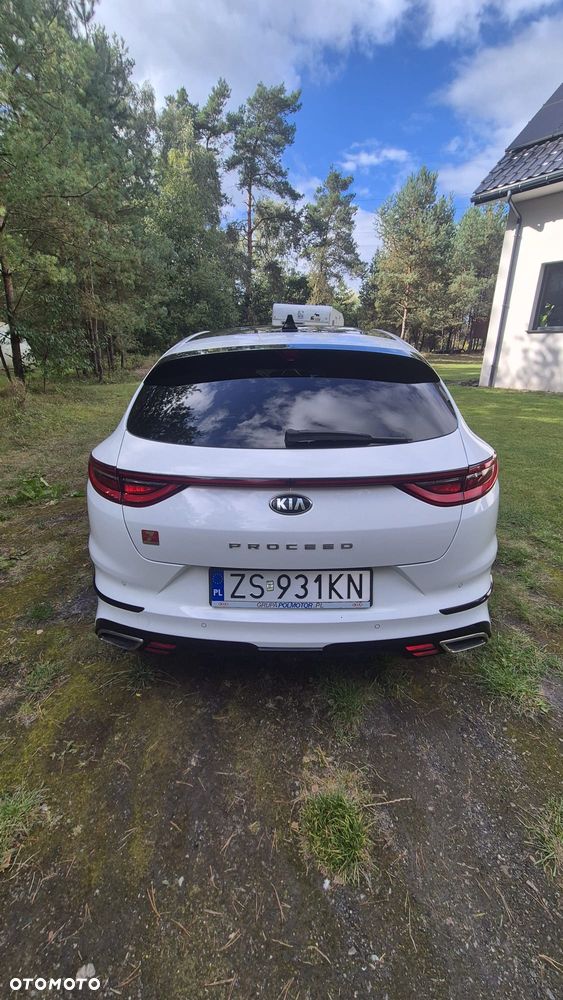 Kia ProCeed 1.6 T-GDI GT DCT - 5
