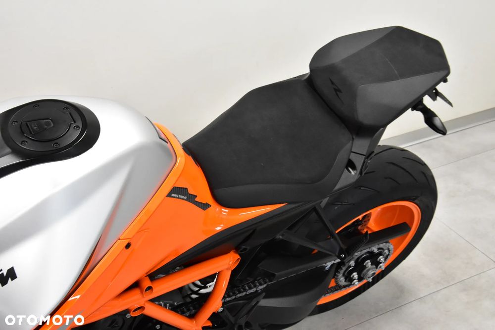 KTM Super Duke - 17
