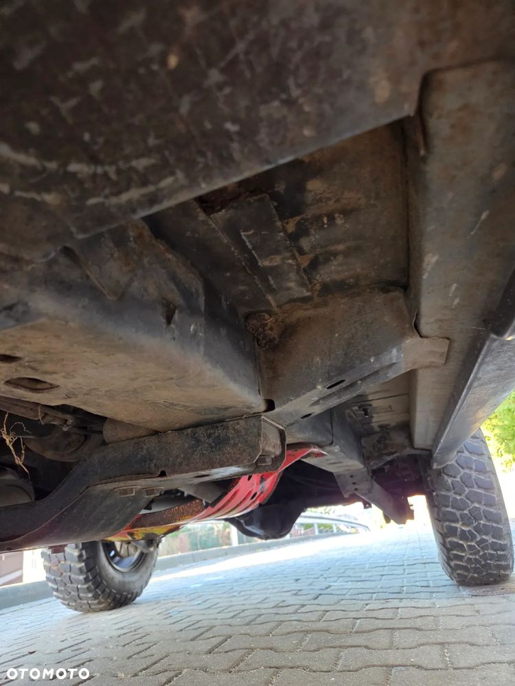 Jeep Grand Cherokee - 12