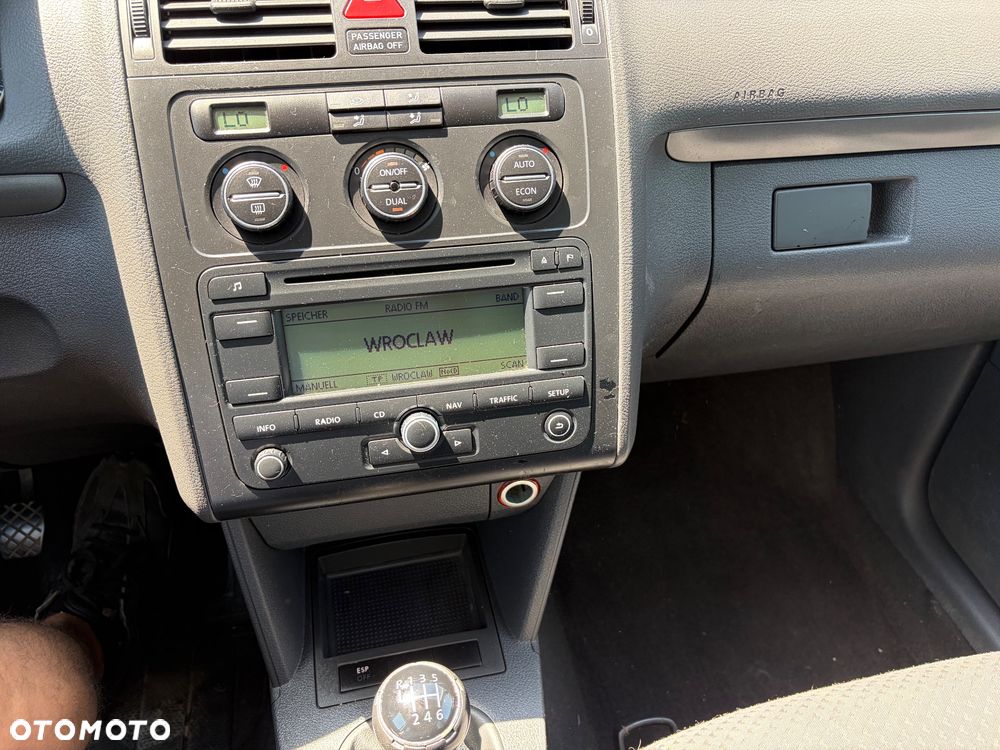 Volkswagen Touran 1.9 TDI DPF Trendline - 12