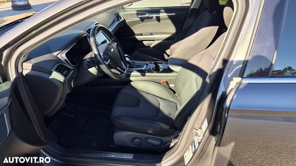 Ford Mondeo 2.0 TDCi Powershift - 10