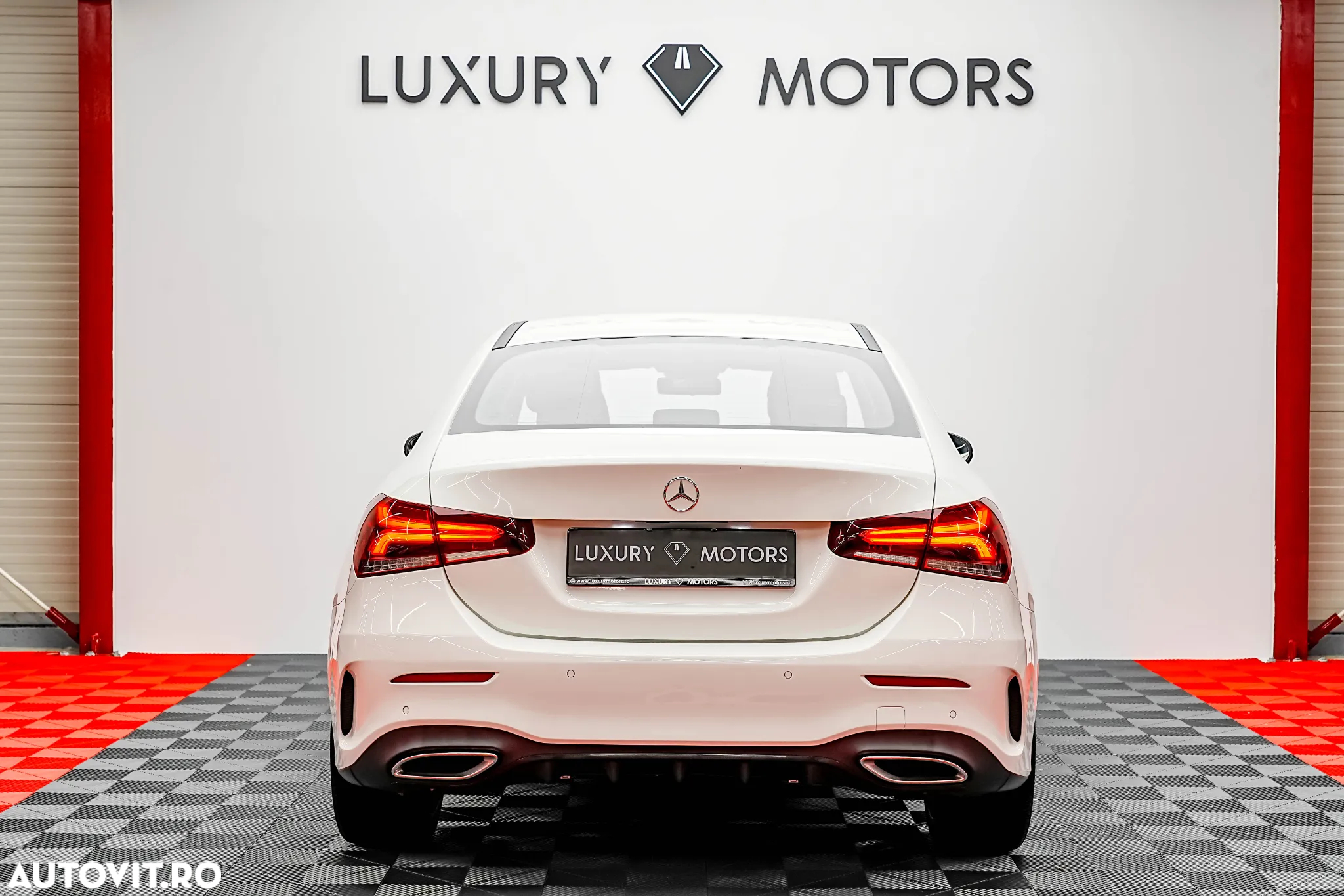 Mercedes-Benz A 180 d 7G-DCT AMG Line - 15