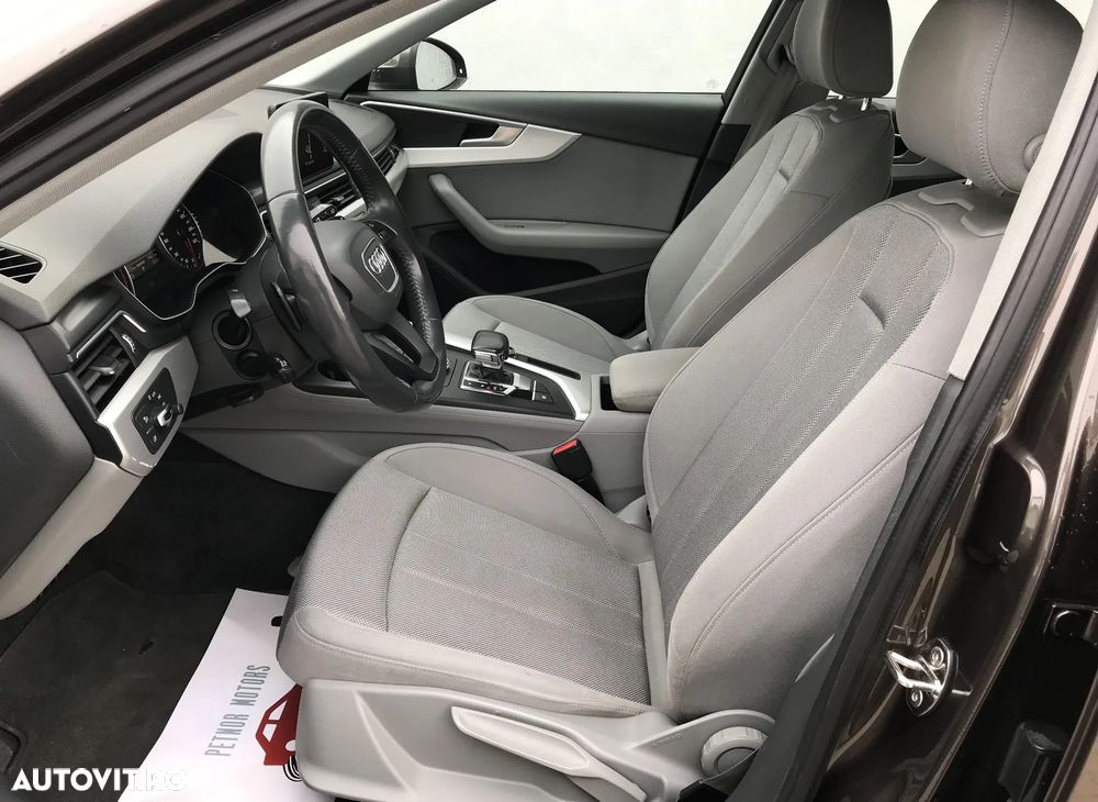 Audi A4 2.0 TDI DPF clean multitronic Attraction - 13