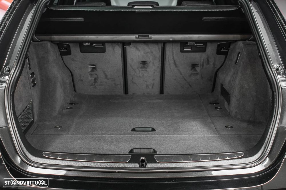 BMW 320 d Auto Pack M - 35