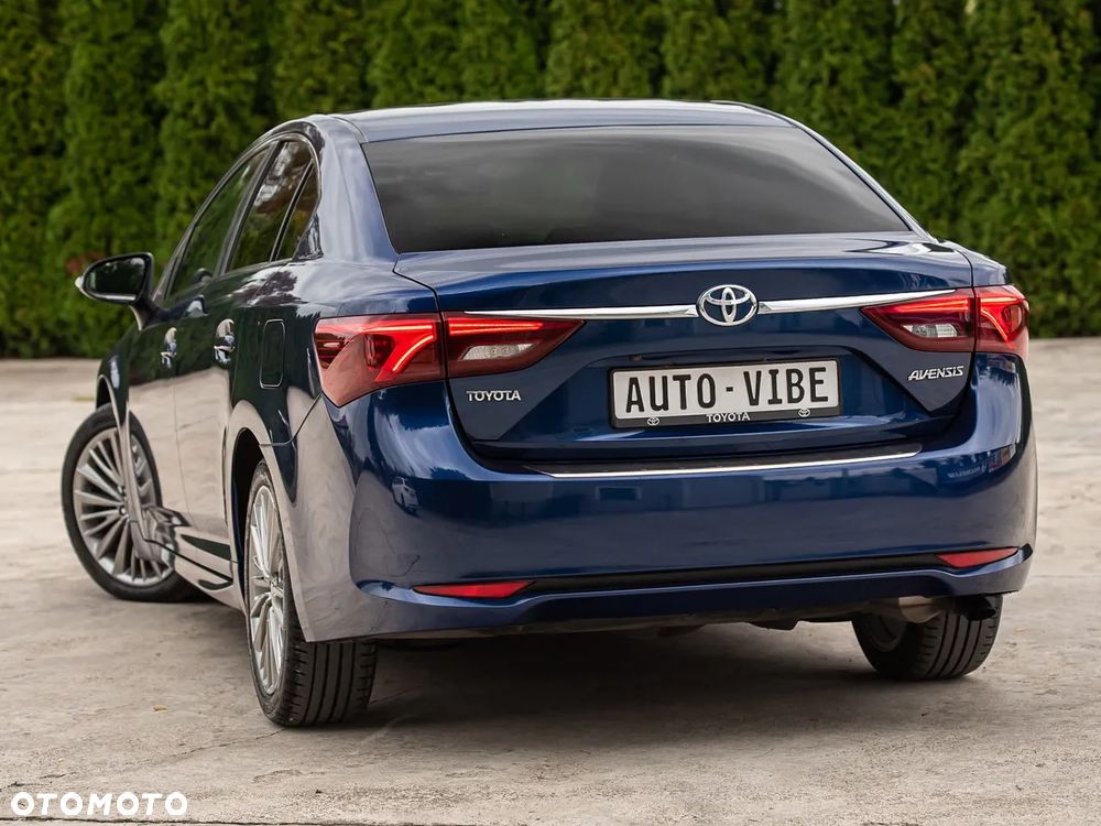 Toyota Avensis Touring Sports 2.0 D-4D Team Deutschland - 8