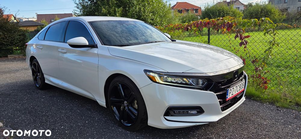 Honda Accord - 2