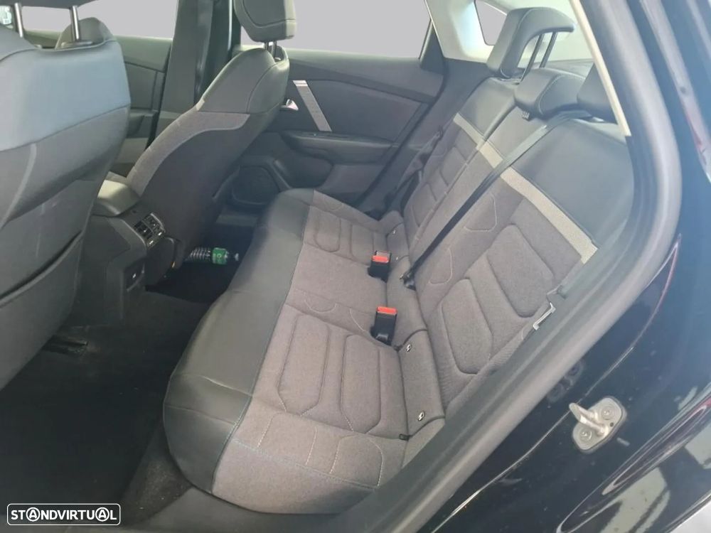 Citroën C4 X - 8