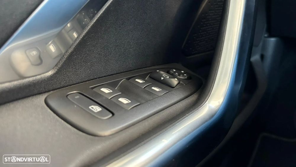 Peugeot 2008 1.2 PureTech Crossway EAT6 - 11