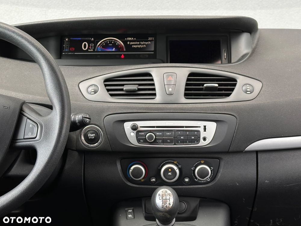 Renault Scenic 1.6 16V 110 TomTom Edition - 25