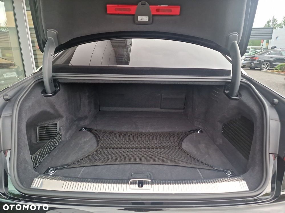 Audi A8 - 31