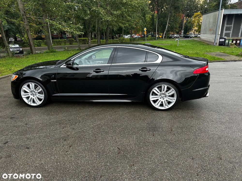 Jaguar XF XFR - 11