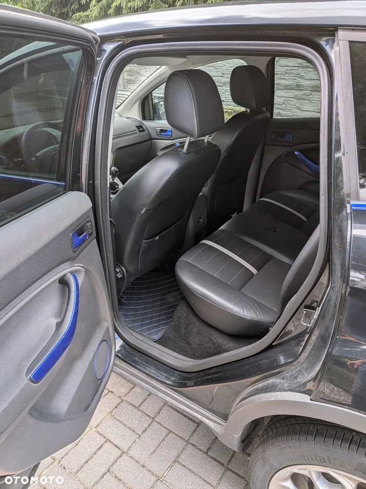 Ford Kuga 2.5 4x4 Individual - 10