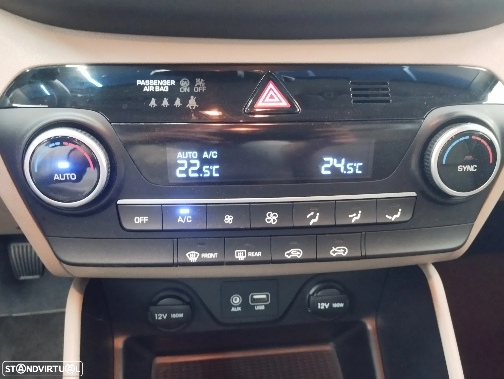 Hyundai Tucson 1.6 CRDi Premium+Pack Pele - 35