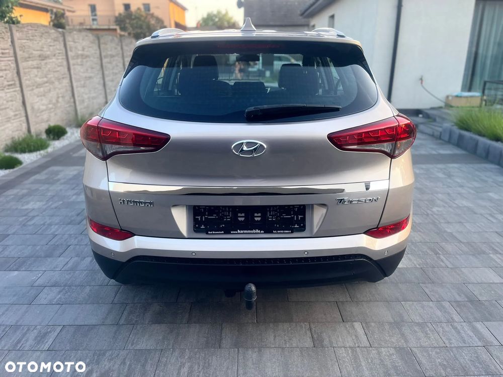 Hyundai Tucson blue 1.6 GDi 2WD Navi - 9