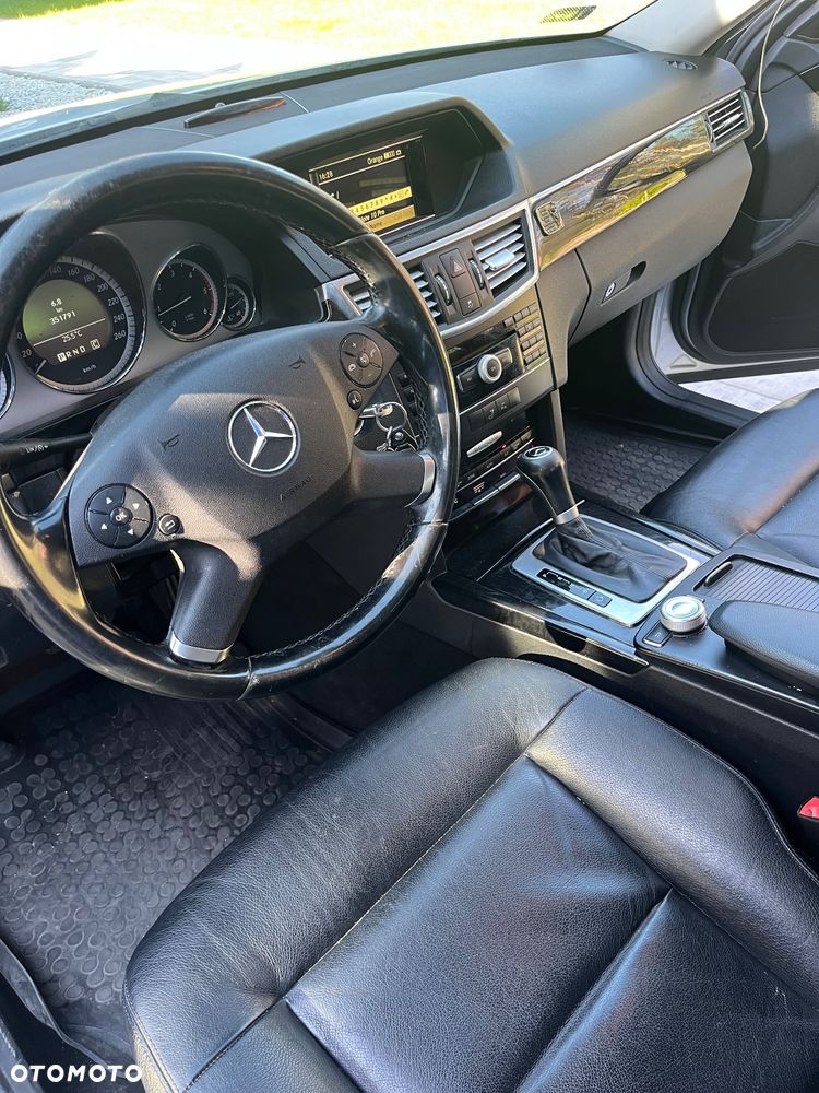 Mercedes-Benz Klasa E 200 CDI DPF BlueEFFICIENCY Automatik Avantgarde - 5