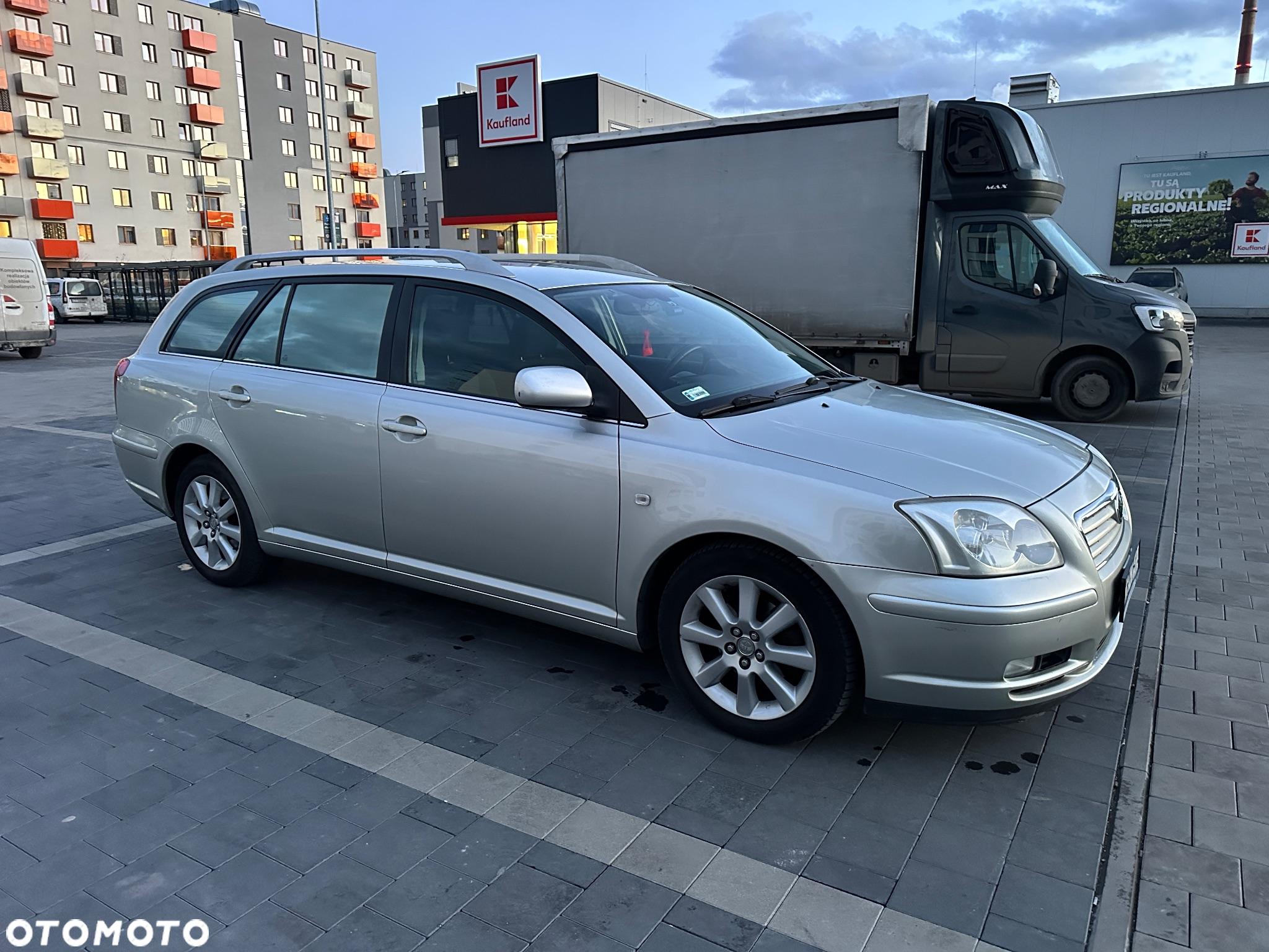 Toyota Avensis - 7