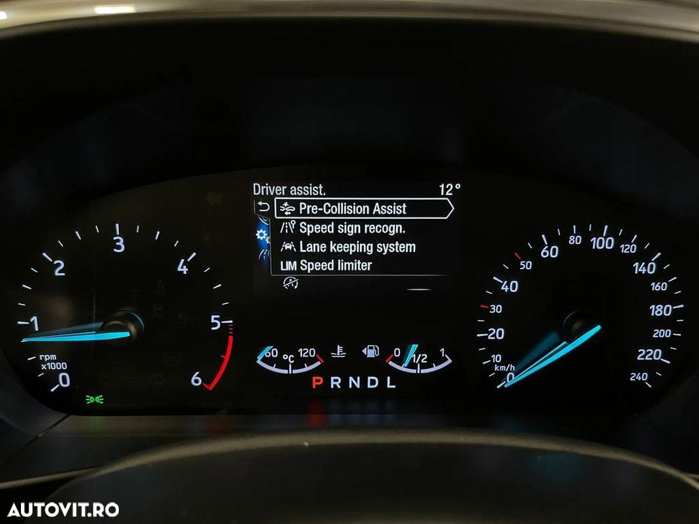 Ford Focus 1.5 EcoBlue Titanium Business - 19