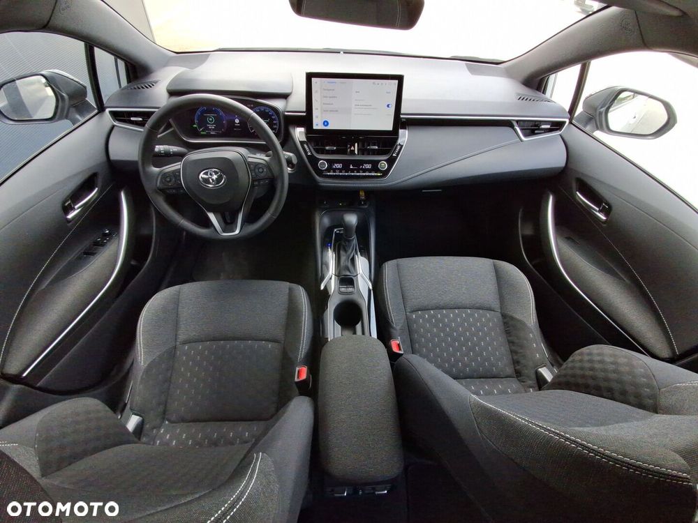 Toyota Corolla - 17