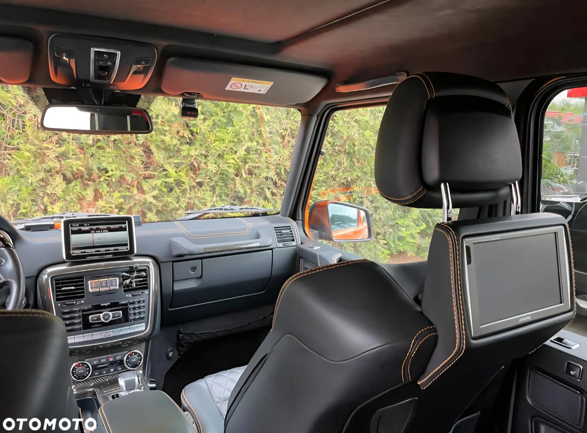 Mercedes-Benz Klasa G AMG 63 AMG SPEEDSHIFT 7G-TRONIC - 17