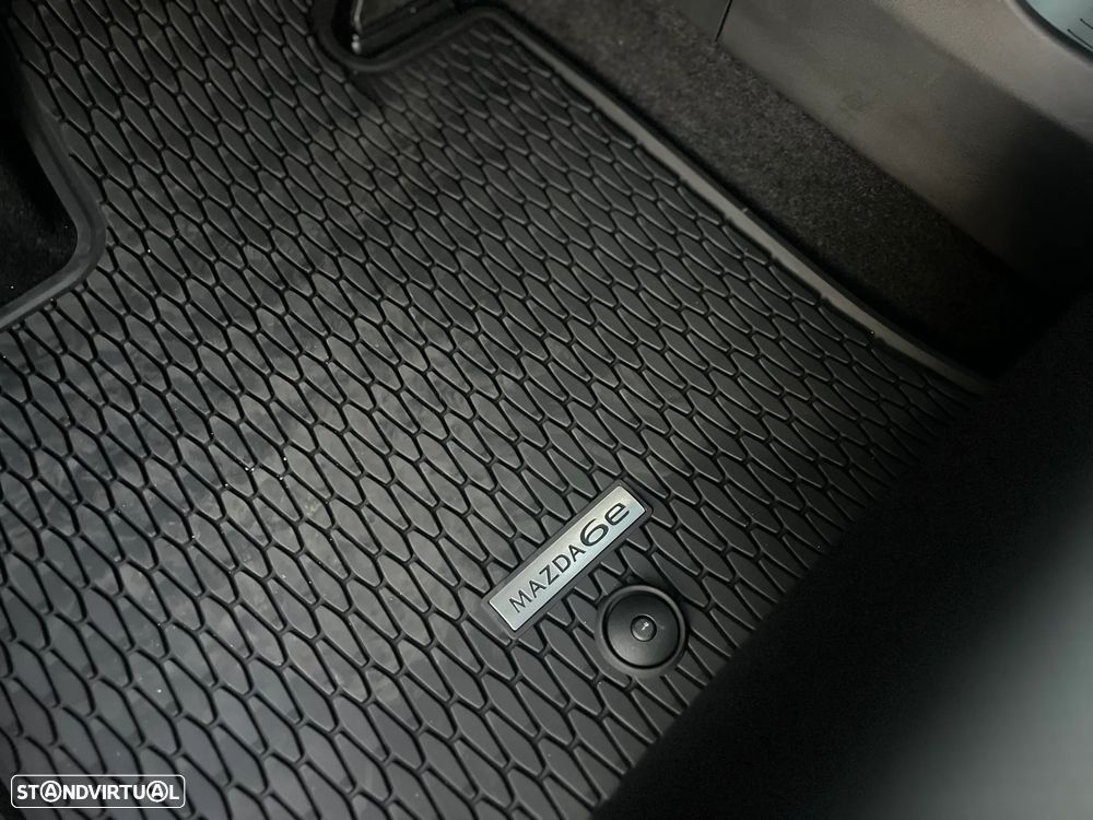 Mazda 6e 68.8 kWh Takumi - 45