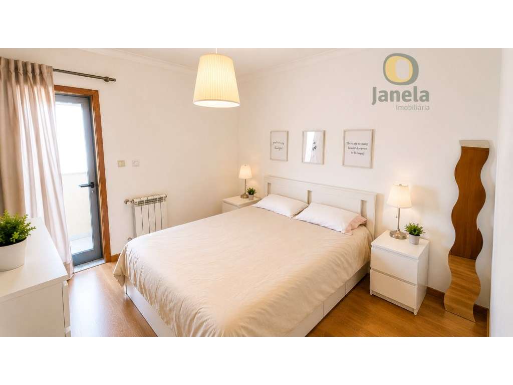Apartamento T2, com garagem e arrumos - Grande imagem: 3/8