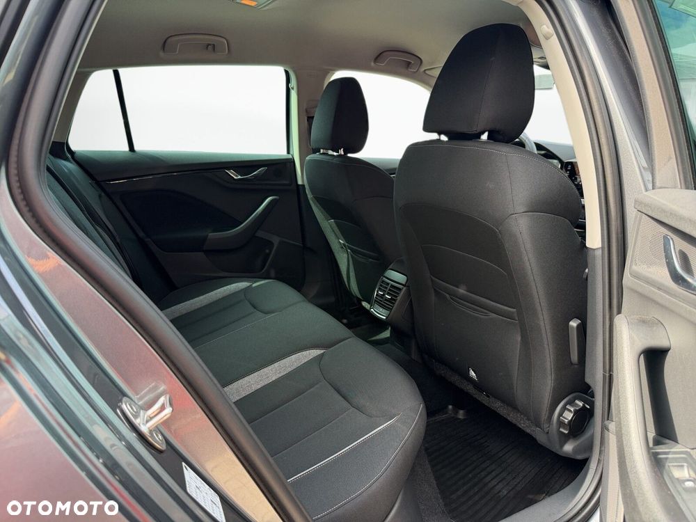 Skoda Scala 1.0 TSI Selection - 36