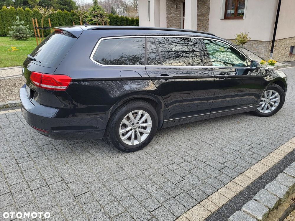 Volkswagen Passat - 9