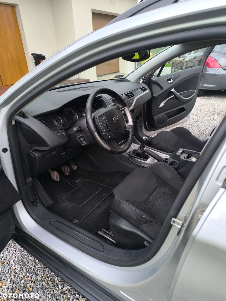 Citroën C5 2.0 16V Confort - 9