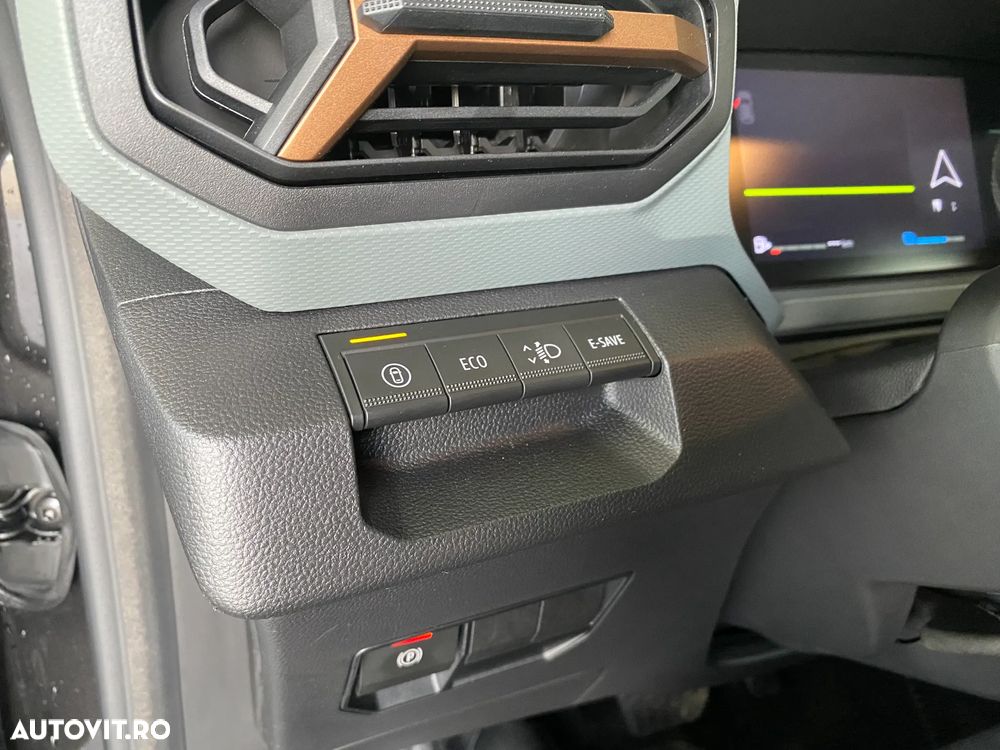 Dacia Duster HEV 140 Extreme - 12