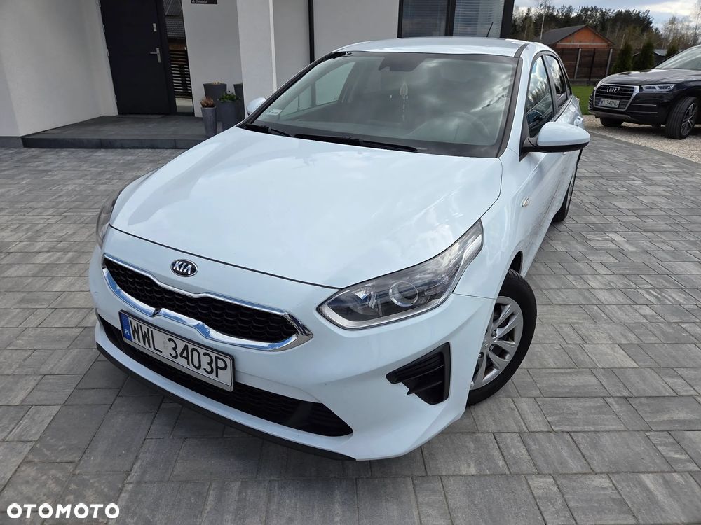 Kia Ceed 1.6 CRDi SCR M - 2