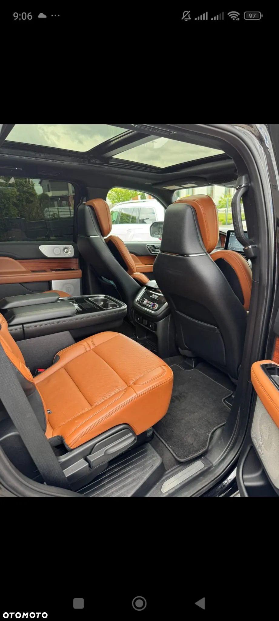 Lincoln Navigator - 19