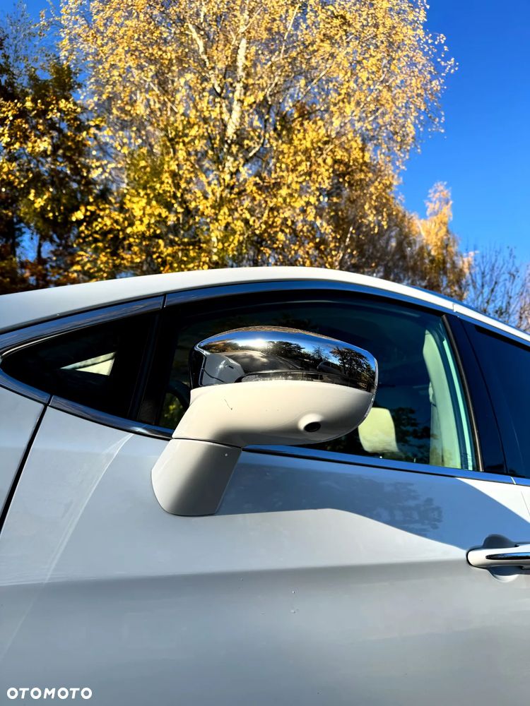 Chrysler Pacifica - 4