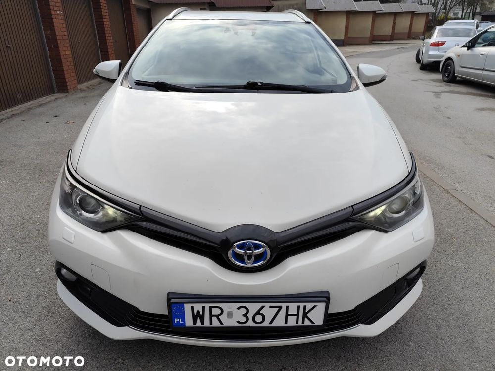 Toyota Auris - 2
