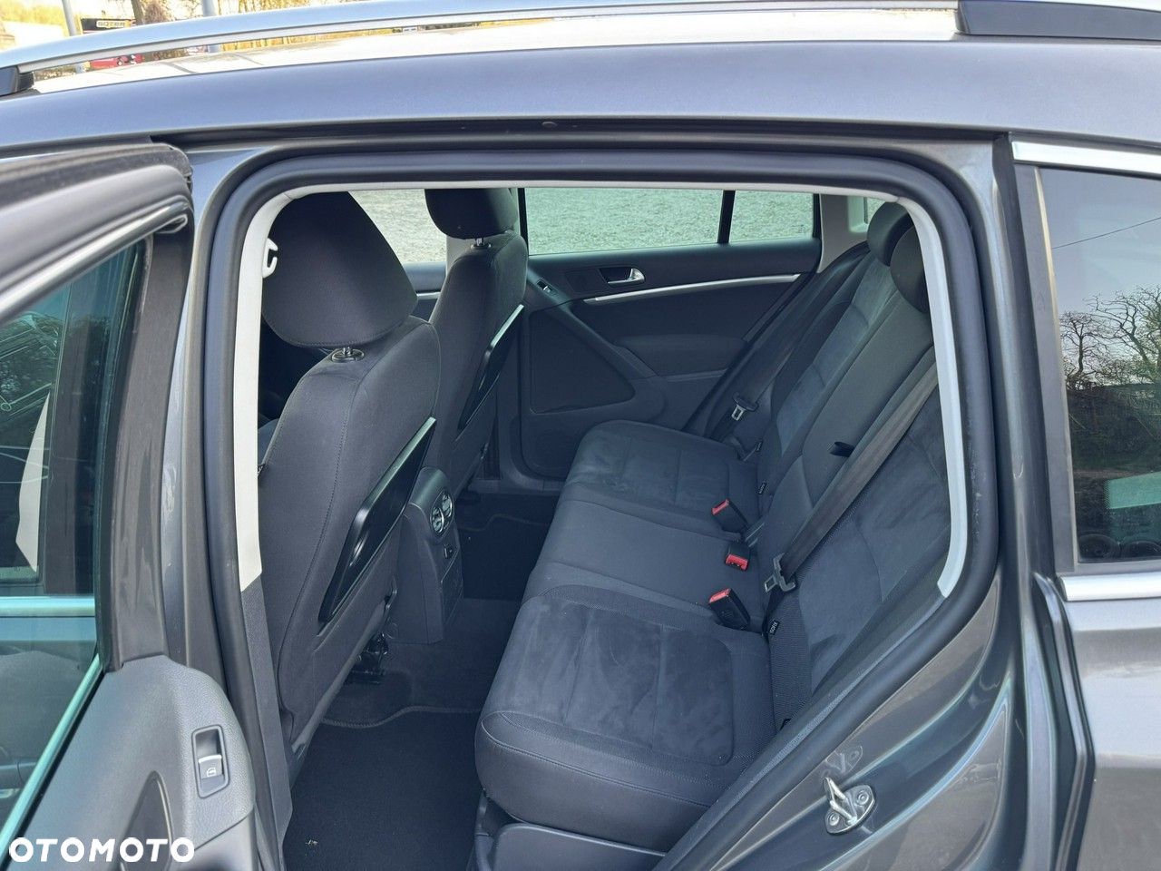 Volkswagen Tiguan - 18