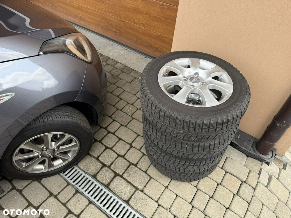 Hyundai i10 1.0 Fifa World Cup Edition - 15