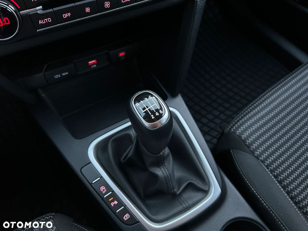 Kia Ceed 1.5 T-GDI L - 33