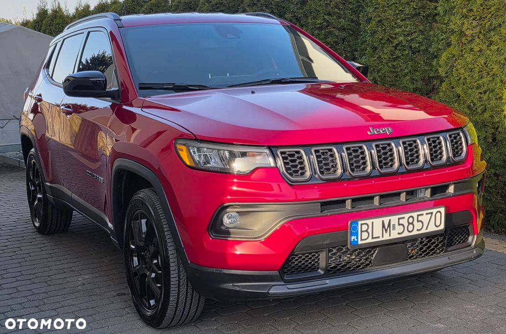 Jeep Compass - 35