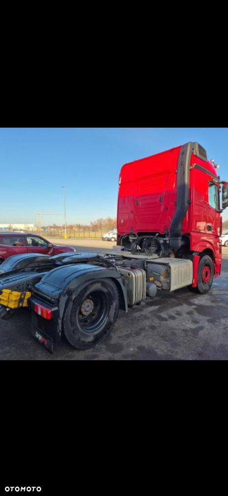 Mercedes-Benz Actros - 5