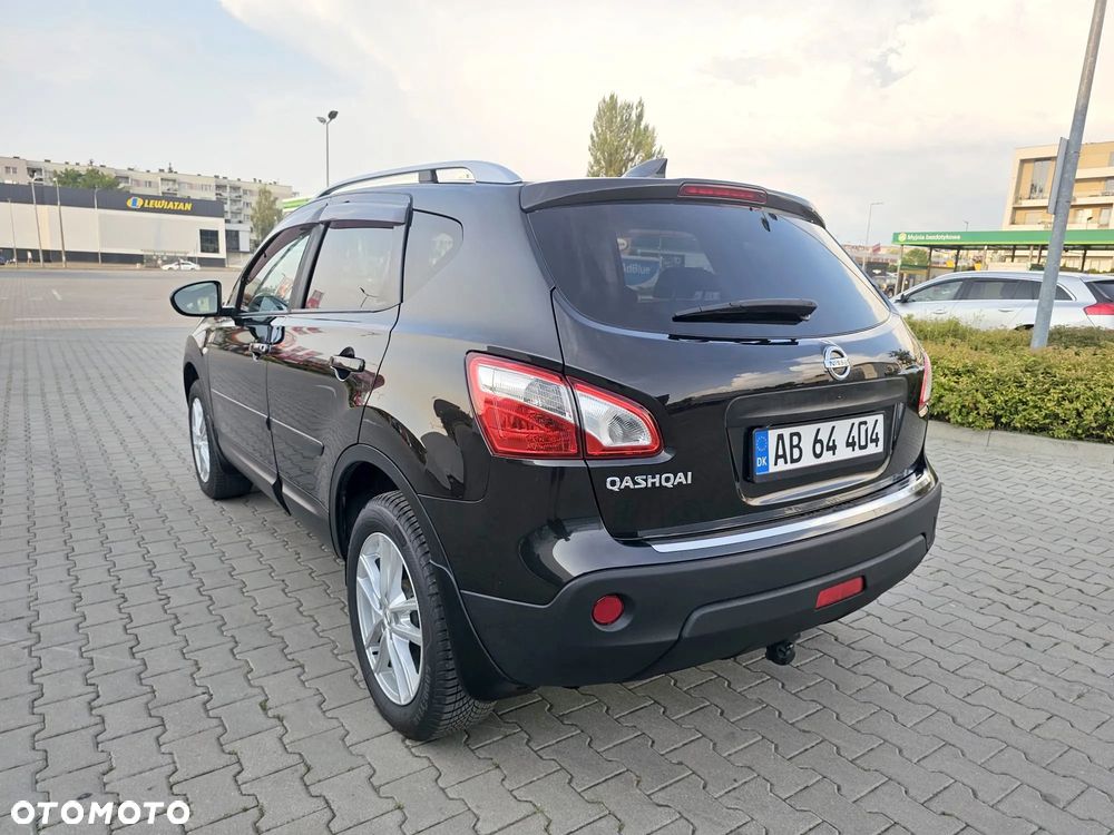 Nissan Qashqai 2.0 Tekna CVT - 11