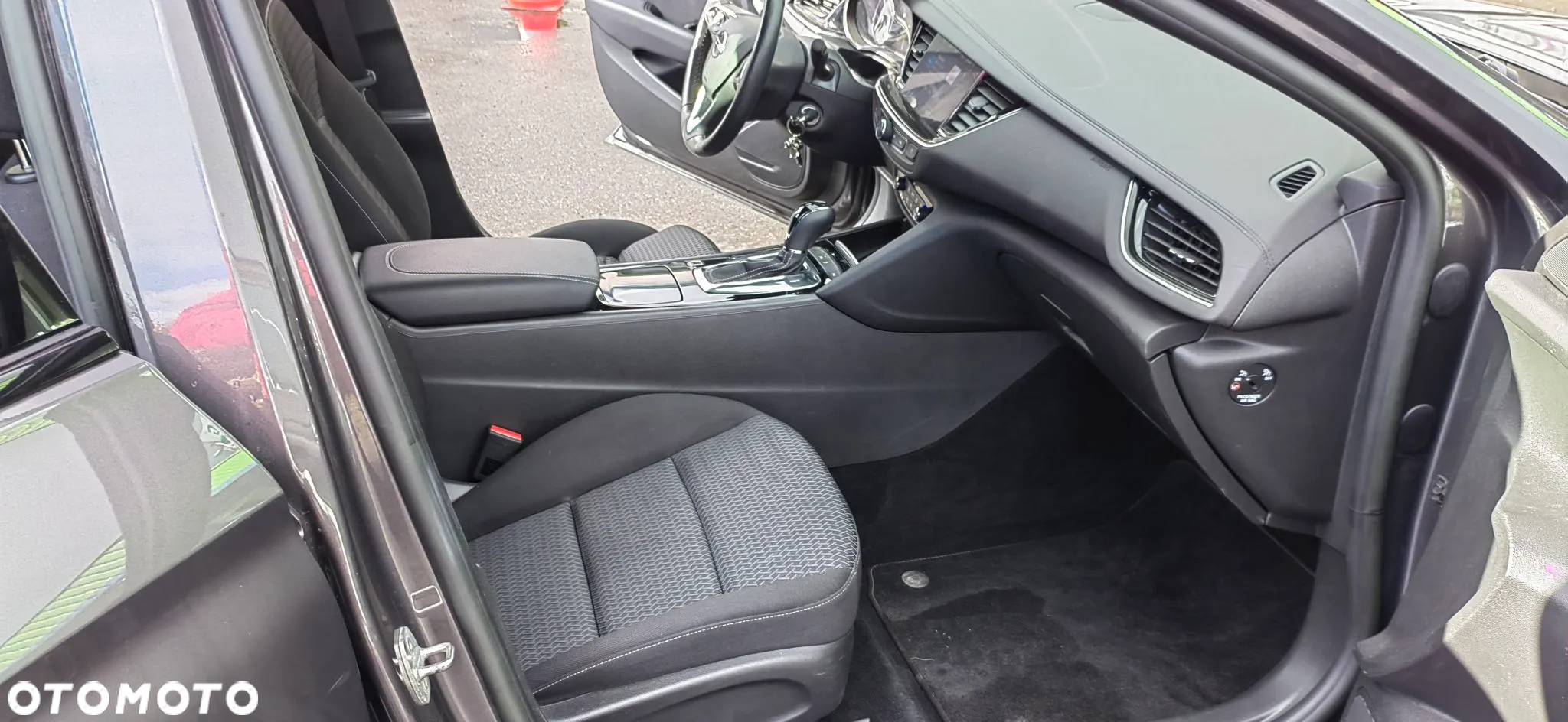 Opel Insignia 2.0 CDTI Elegance S&S - 17