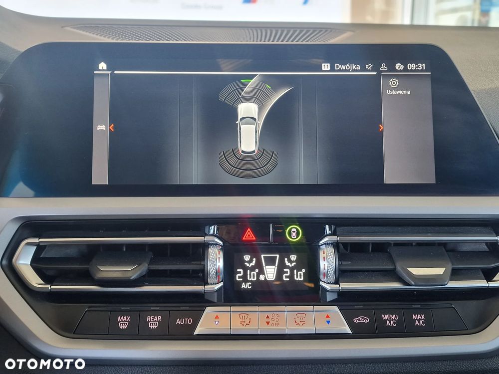 BMW Seria 3 318i Advantage - 10